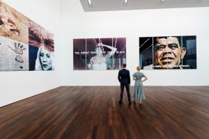 Ausstellungsansicht - Katharina Sieverding Die Sonne um Mitternacht schauen - Museum Frieder Burda (c) Katharina Sieverding/VG Bild-Kunst, Bonn 2021 